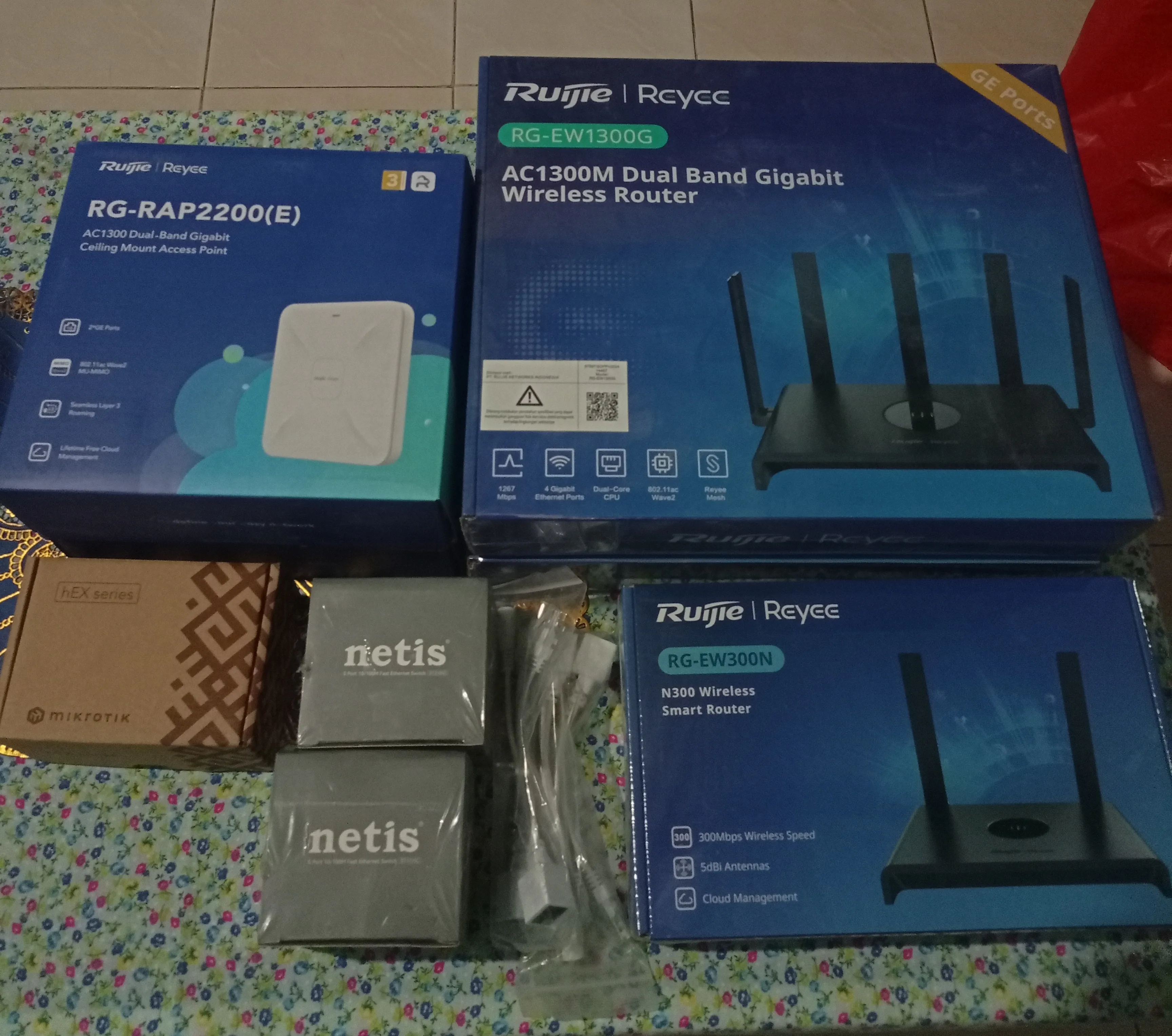 Pemasangan jaringan di kantor